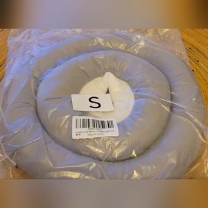 * Small cushion dog cone